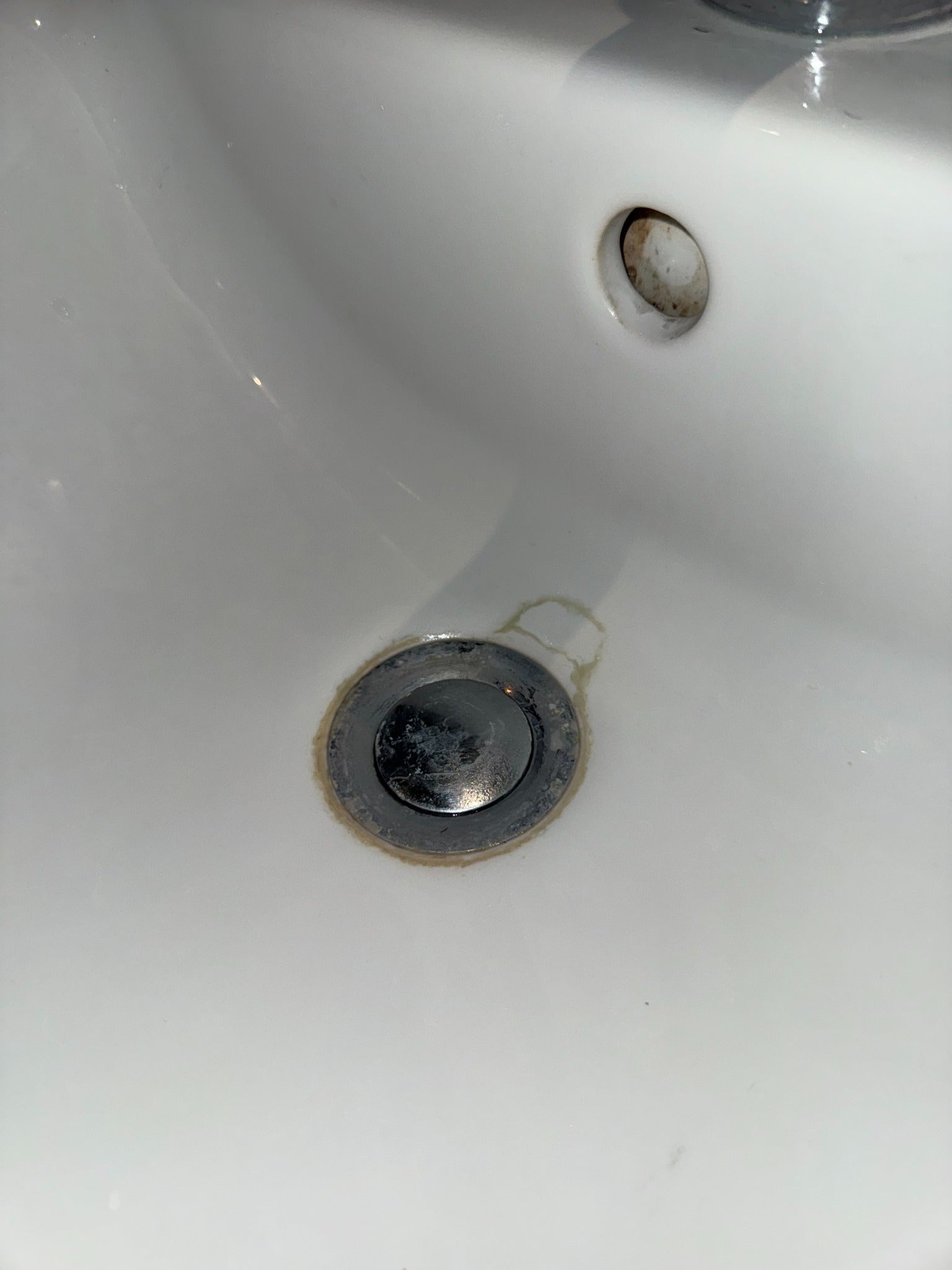 {"loading" => "lazy", "alt" => "Bathroom — Before"}